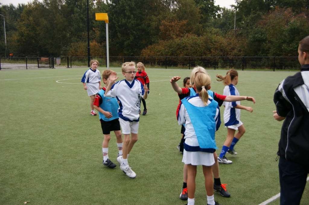 Korfbal E2 10 oktober-2.JPG